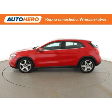 Mercedes - Benz GLA-klasa  SUV 2016,  1.6 benzyna, automat - Na sprzedaż za 58 700 zł - Warszawa - zdjęcie 2