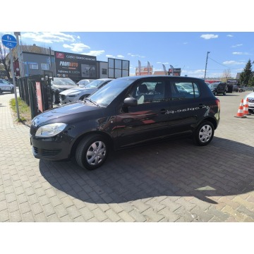 Skoda Fabia  Hatchback 2010,  1.2 benzyna - Na sprzedaż za 14 800 zł - Łuków - zdjęcie 10