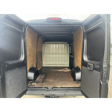 Peugeot Boxer 2015,  2.2 diesel - Na sprzedaż za 39 900 zł - Karolinki - zdjęcie 8
