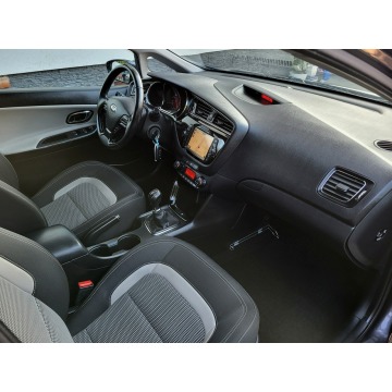 Kia Ceed  Hatchback 2017,  1.4 benzyna - Na sprzedaż za 41 000 zł - Jatutów - zdjęcie 9