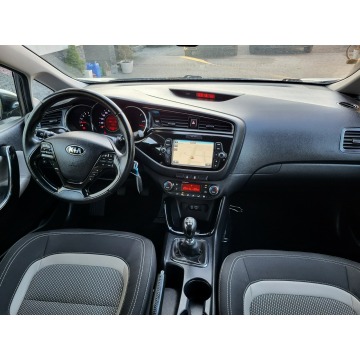 Kia Ceed  Hatchback 2017,  1.4 benzyna - Na sprzedaż za 41 000 zł - Jatutów - zdjęcie 12
