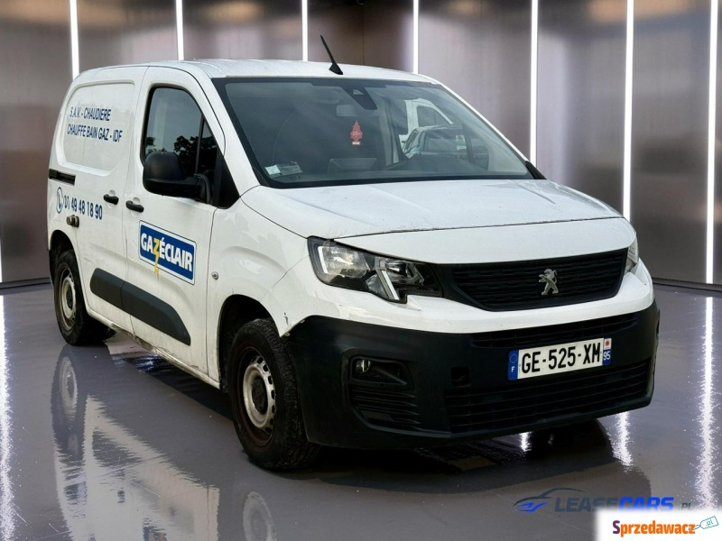 Peugeot Partner 2022,  1.2 benzyna - Na sprzedaż za 25 900 zł - Rybnik