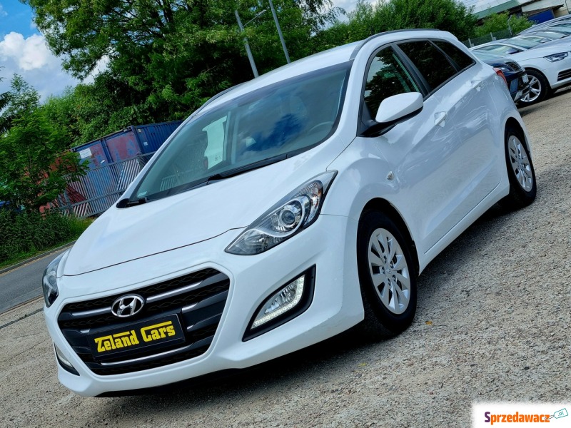 Hyundai i30 2015,  1.4 benzyna - Na sprzedaż za 29 900 zł - Szczecin