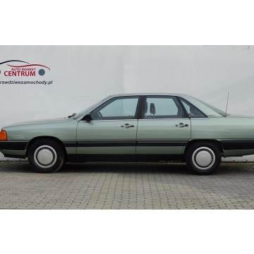 Audi 100  Sedan/Limuzyna 1983,  1.8 benzyna - Na sprzedaż za 29 900 zł - Mielec - zdjęcie 7