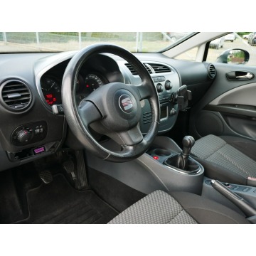 Seat Leon  Hatchback 2008,  1.8 benzyna - Na sprzedaż za 13 900 zł - Goczałkowice-Zdrój - zdjęcie 9
