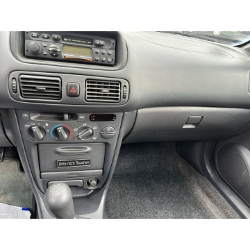 Toyota Corolla  Hatchback 1999,  1.3 benzyna - Na sprzedaż za 7 500,00 zł - Słupsk - zdjęcie 11