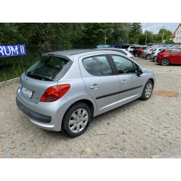 Peugeot 207  Hatchback 2007,  1.4 benzyna - Na sprzedaż za 7 900,00 zł - Słupsk - zdjęcie 4