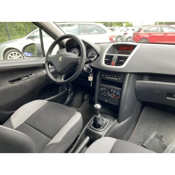 Peugeot 207  Hatchback 2007,  1.4 benzyna - Na sprzedaż za 7 900,00 zł - Słupsk - zdjęcie 9