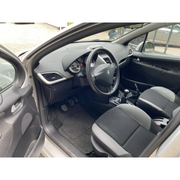 Peugeot 207  Hatchback 2007,  1.4 benzyna - Na sprzedaż za 7 900,00 zł - Słupsk - zdjęcie 8
