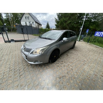 Toyota Avensis 2009,  1.6 benzyna - Na sprzedaż za 17 900 zł - Słupsk - zdjęcie 3