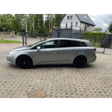 Toyota Avensis 2009,  1.6 benzyna - Na sprzedaż za 17 900 zł - Słupsk - zdjęcie 6