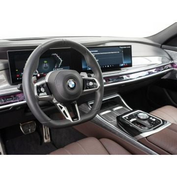 BMW Seria 7  Sedan/Limuzyna 2024,  3.0 diesel, automat - Na sprzedaż za 442 800 zł - Gdańsk - zdjęcie 6