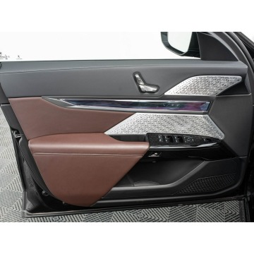 BMW Seria 7  Sedan/Limuzyna 2024,  3.0 diesel, automat - Na sprzedaż za 442 800 zł - Gdańsk - zdjęcie 9
