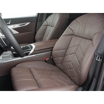 BMW Seria 7  Sedan/Limuzyna 2024,  3.0 diesel, automat - Na sprzedaż za 442 800 zł - Gdańsk - zdjęcie 11