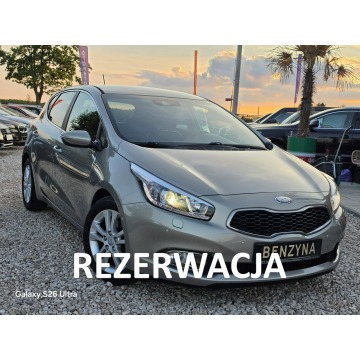 Kia Ceed  Hatchback 2012,  1.6 benzyna, automat - Na sprzedaż za 30 999 zł - Nowe Sójki - zdjęcie 1