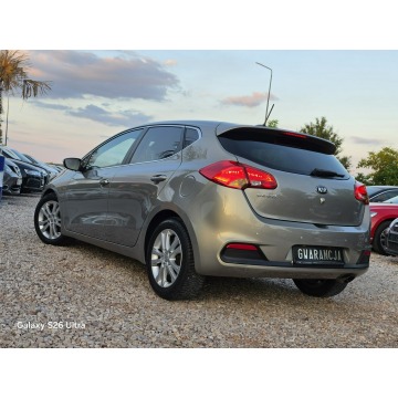 Kia Ceed  Hatchback 2012,  1.6 benzyna, automat - Na sprzedaż za 30 999 zł - Nowe Sójki - zdjęcie 11