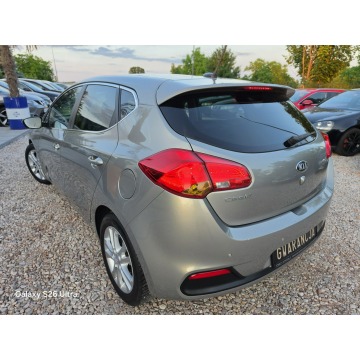 Kia Ceed  Hatchback 2012,  1.6 benzyna, automat - Na sprzedaż za 30 999 zł - Nowe Sójki - zdjęcie 12