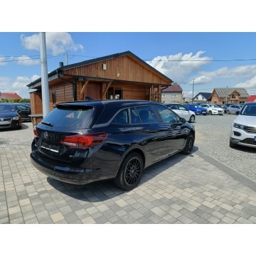 Opel Astra 2017,  1.6 diesel - Na sprzedaż za 28 900 zł - Twardów - zdjęcie 6