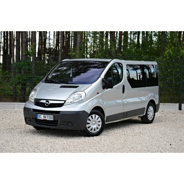 Opel Vivaro  Bus 2007,  2.0 diesel - Na sprzedaż za 30 900 zł - Ostrów Mazowiecka - zdjęcie 1