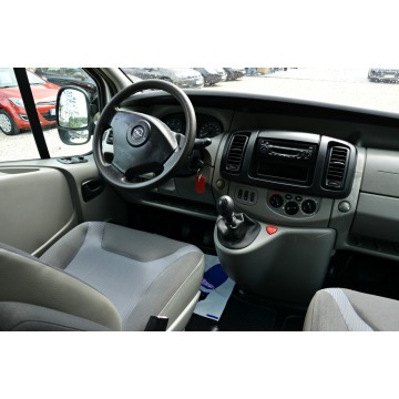 Opel Vivaro  Bus 2007,  2.0 diesel - Na sprzedaż za 30 900 zł - Ostrów Mazowiecka - zdjęcie 5