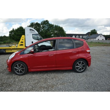 Honda Jazz  Hatchback 2014,  1.3 benzyna - Na sprzedaż za 32 900 zł - Majdan Sieniawski - zdjęcie 12