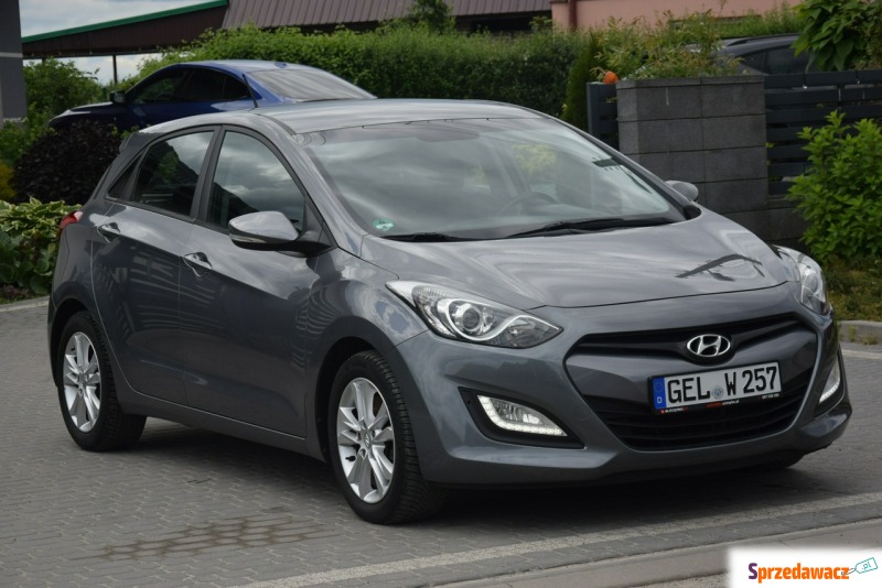 Hyundai i30  Hatchback 2014,  1.6 diesel - Na sprzedaż za 25 900 zł - Majdan Sieniawski