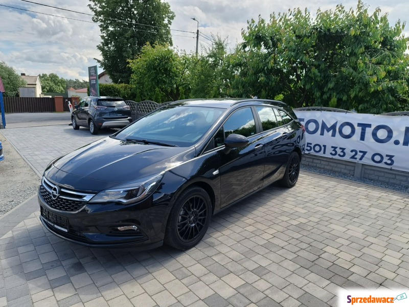 Opel Astra 2017,  1.6 diesel - Na sprzedaż za 28 900 zł - Twardów