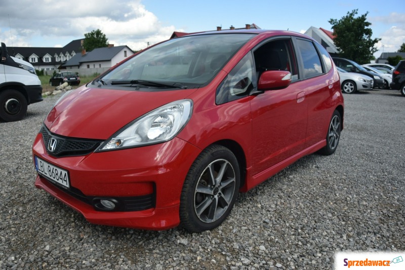 Honda Jazz  Hatchback 2014,  1.3 benzyna - Na sprzedaż za 32 900 zł - Majdan Sieniawski