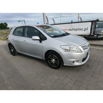 Toyota Auris  Hatchback 2013,  1.3 benzyna - Na sprzedaż za 16 800 zł - Lipówki - zdjęcie 7