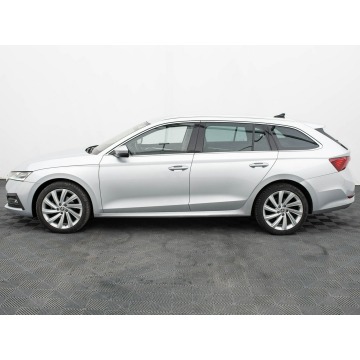 Skoda Octavia  Kombi 2022,  2.0 diesel, automat - Na sprzedaż za 77 800 zł - Gdynia - zdjęcie 8