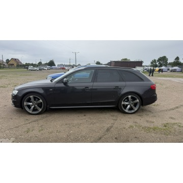 Audi A4  Kombi 2013,  2.0 diesel, automat - Na sprzedaż za 44 997 zł - Gdańsk - zdjęcie 4