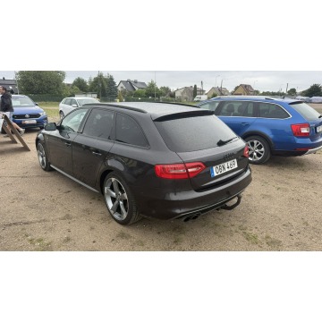 Audi A4  Kombi 2013,  2.0 diesel, automat - Na sprzedaż za 44 997 zł - Gdańsk - zdjęcie 9
