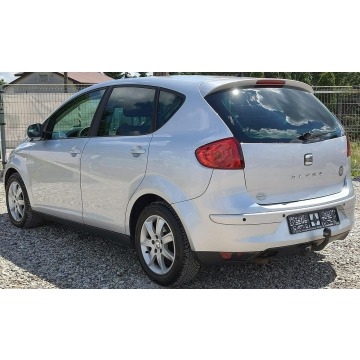 Seat Altea  Hatchback 2010,  1.6 diesel - Na sprzedaż za 15 900 zł - Kutno - zdjęcie 2