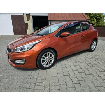Kia Ceed  Coupe/Sportowy 2014,  1.6 diesel - Na sprzedaż za 19 900 zł - Kutno - zdjęcie 9