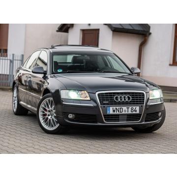 Audi A8  Sedan/Limuzyna 2006,  4.2 benzyna, automat - Na sprzedaż za 27 700 zł - Zwoleń - zdjęcie 4