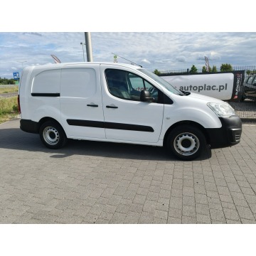 Peugeot Partner 2016,  1.6 diesel - Na sprzedaż za 28 800 zł - Lipówki - zdjęcie 7