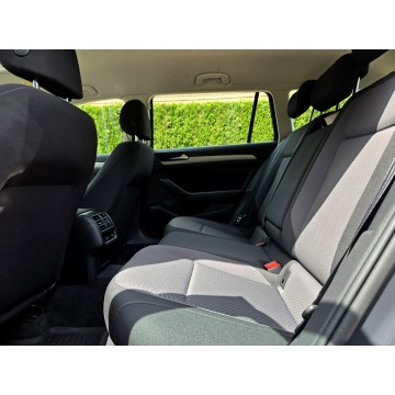 Volkswagen Passat 2018,  2.0 diesel - Na sprzedaż za 39 900 zł - Tychy - zdjęcie 12