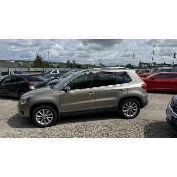 Volkswagen   SUV 2014,  1.4 benzyna - Na sprzedaż za 39 997 zł - Gdańsk - zdjęcie 2