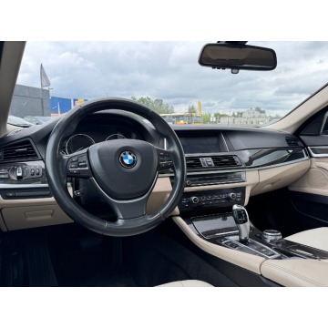 BMW   Sedan/Limuzyna 2014,  3.0 benzyna, automat - Na sprzedaż za 57 500 zł - Michałowice-Wieś - zdjęcie 11