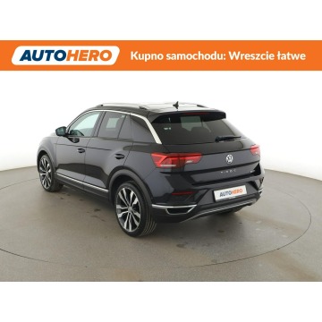 Volkswagen T-Roc  SUV 2018,  2.0 benzyna, automat - Na sprzedaż za 69 900 zł - Warszawa - zdjęcie 4