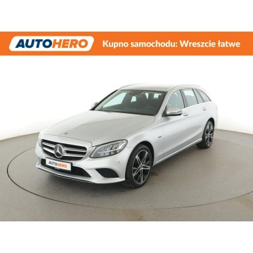 Mercedes C 300 - PHEV full LED navi klima auto grzane fotele kamera i czujniki parkowan