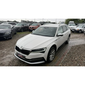 Skoda Superb 2020,  2.0 diesel, automat - Na sprzedaż za 79 997 zł - Gdańsk - zdjęcie 2