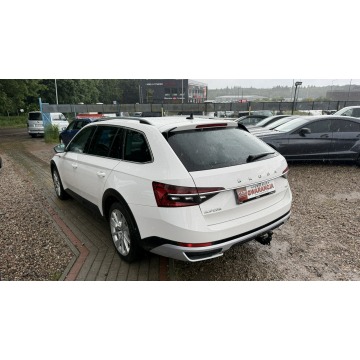 Skoda Superb 2020,  2.0 diesel, automat - Na sprzedaż za 79 997 zł - Gdańsk - zdjęcie 7