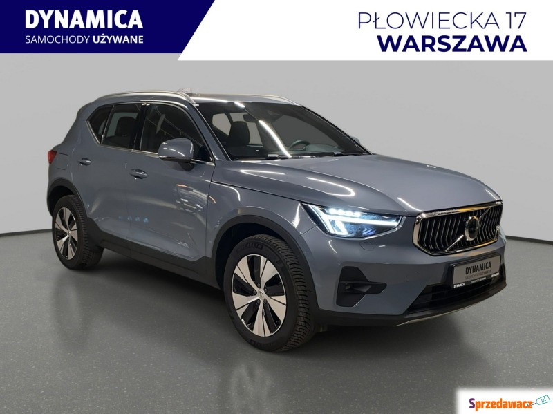 Volvo   SUV 2023,  1.5 hybryda, automat - Na sprzedaż za 131 300 zł - Warszawa
