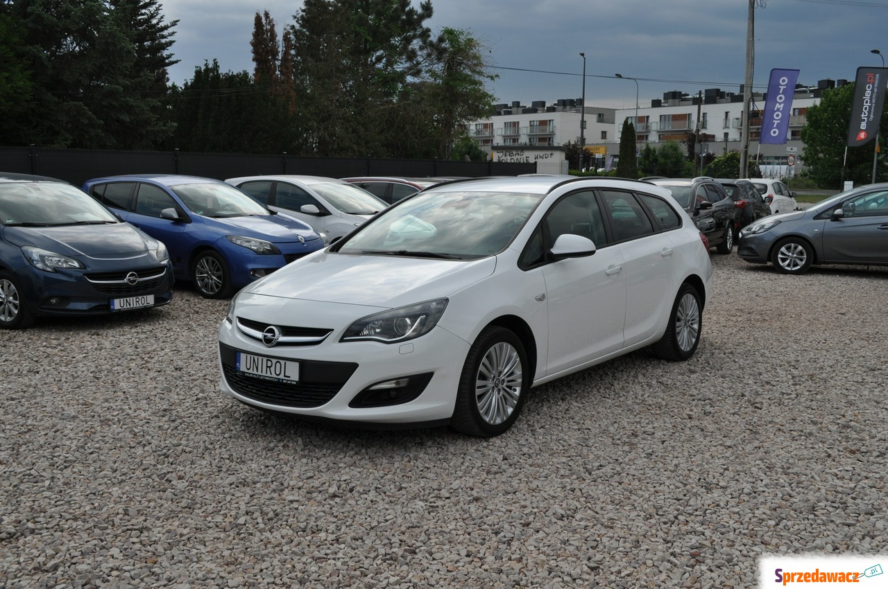Opel Astra 2015