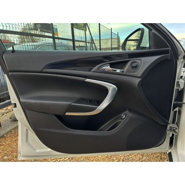 Opel Insignia  Kombi 2013,  2.0 diesel - Na sprzedaż za 18 999 zł - Tychy - zdjęcie 11