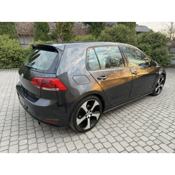 Volkswagen Golf  Hatchback 2016,  2.0 benzyna, automat - Na sprzedaż za 46 900 zł - Chlewice - zdjęcie 3