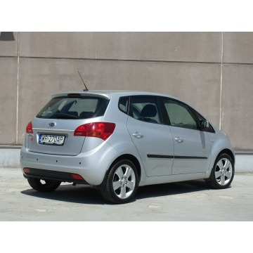Kia Venga  Hatchback 2011,  1.6 benzyna - Na sprzedaż za 24 500 zł - Lublin - zdjęcie 10