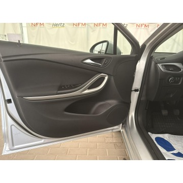Opel Astra  Kombi 2018,  1.6 diesel - Na sprzedaż za 31 000 zł - Warszawa - zdjęcie 10