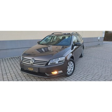 Volkswagen Passat 2012,  1.4 benzyna - Na sprzedaż za 27 900 zł - Chlewice - zdjęcie 11